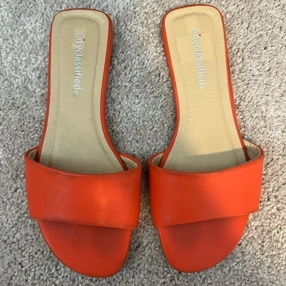 city Classified Women’s Orange Slide Sandals Size 7 - Picture 1 of 3
